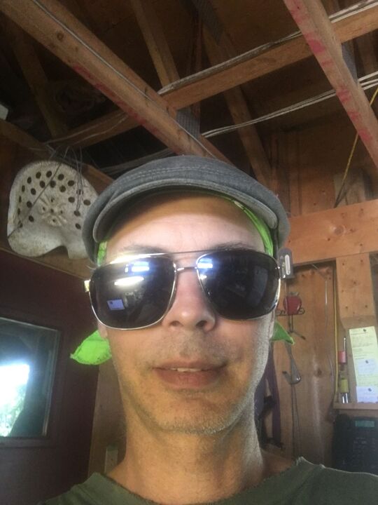 Hey, one of ya left your sunglasses here.