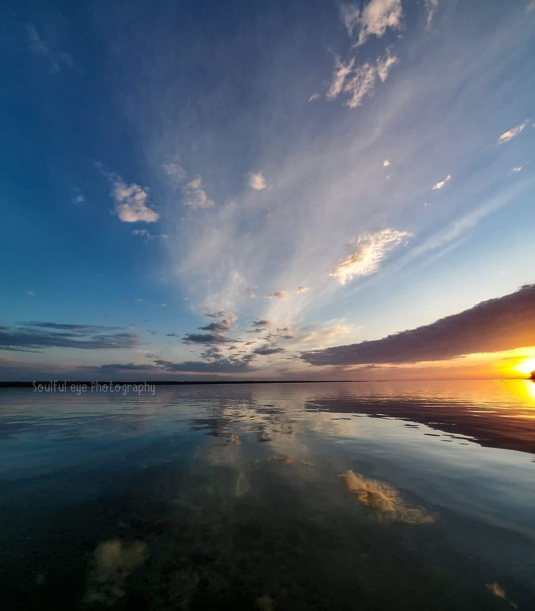 There's beauty and calm this morning in Southern Ontario before that changes quite dramatically in some areas this afternoon and evening. This beautiful sunrise was captured earlier in Innisfil, Ontario.  What's the day like so far where you are?  Image courtesy of Lori via ~Ontario Storm Reports  