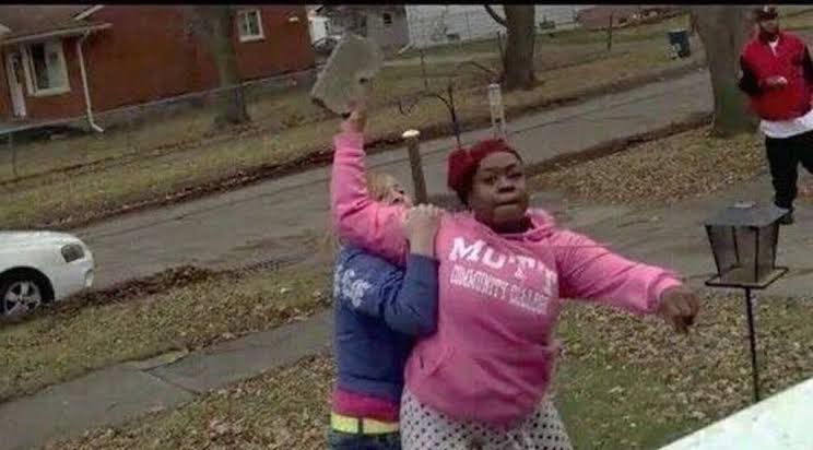 princess diana getting ready to greet queen elizabeth ii in the after life https://t.co/w1mcFsDgZG

@ivebeenexiled