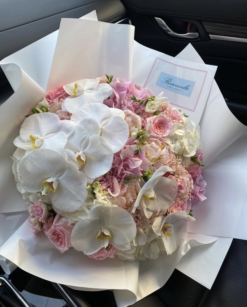 flowers flowers flowers https://t.co/2xNJw8PZYW