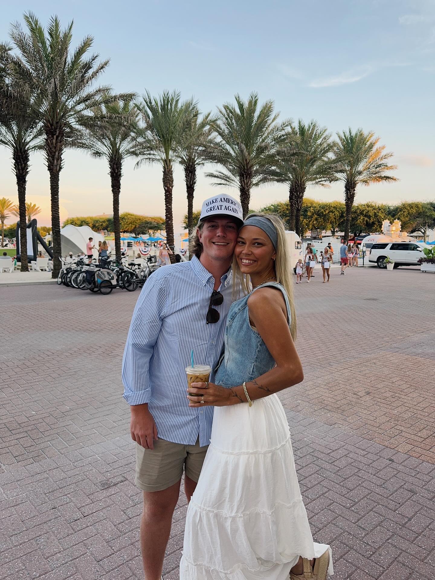 postcard from florida 💌🏖️🎇✨
!Seaside, Florida!<br> @skyeringenbach