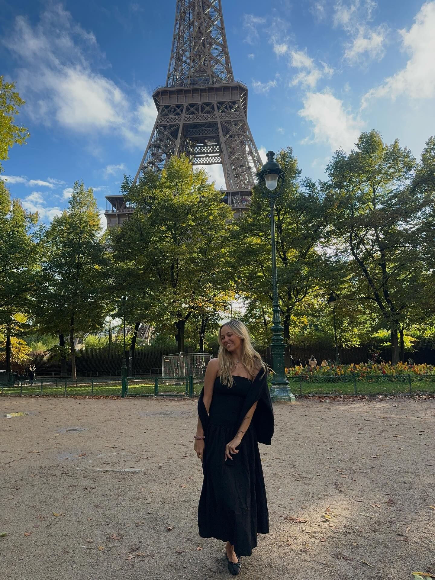 the city of love with my love 😍✨💌
#marriage #travel #anniversary #france #paris
!Paris, France!<br> @skyeringenbach