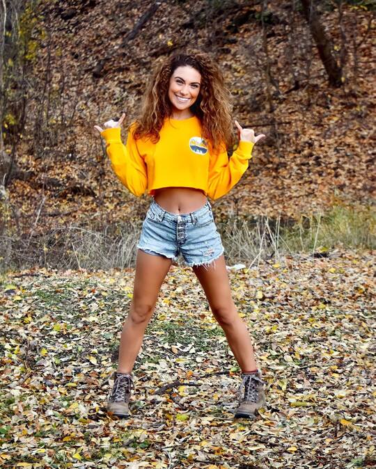 Holler & massive love to my @ontrailwith fam, founded by my soul brother @ontrailwithcesar 🤟🏼🥾❤️ Cannot wait to see you all when I visit Cali & go for an epic hike & trash cleanup ♻️🌎🤗 Thank you for being Earth’s protectors & a badass community that celebrates diversity. LOVE YOU!!
ONTRAIL WITH @ontrailwith + RRAW IMPACT @rrawimpact = HIGH VIBES & COMMUNITY OVER COMPETITION 🤙🏼❤️🔥 XXX
@muckbootco @taylor_munholland @ontrailwithcesar @ontrailwith @rrawimpact
!Planet Earth!
@taylor_munholland