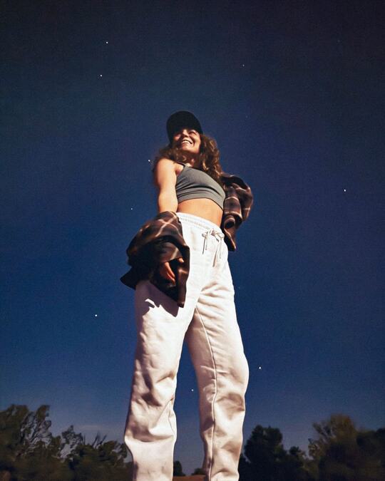 Not made to be ordinary-none of us are ✌🏼
Shift. Transform. Reawaken. Get out of the comfort zone. Stop being numb to the current reality. Get uncomfortable. Move outside the box. Take risks. Stop the mundane-repetition. Change the beat. Stop zombie walkin’. Dance-move-groove with the rhythm of curiosity & creativity. Rediscover purpose. Flame the passions. Ignite the soul.
One of my greatest fears is letting life pass me by. Some of my worst panic attacks come from me feeling like I’m living the same life over & over each day of my life. There are some who find comfort, stability, & contentment with this way of living. There are times I envy the hell out of them. I honestly don’t know if I have ever been content. This is hard to share as my spirituality & way of life is based off both buddhist & yoga philosohy. When life begins feeling like a pattern I can predict, I become restless & anxious. There is something within me that always feels like it’s searching, wanting more, & is never satisfied. I often wonder if I would be this way if it wasn’t for my chronic health that has made me feel trapped in both my body & between walls where I have to rest. The question of what freedoms I could have without the past & present limitations. Though I am aware of my own chains I place on myself that I need to unlock.
Now I’m not so self absorbed to thihk I’m the only one with barriers. No matter how famous, rich, “sucessful”, all of us are struggling with barriers. We all are fighting demons. We are all dealing with some kind of shit in our lives that no one truly knows besides ourselves. At the end of the day we only know what we are truly going through, which is truly lonely. But collectivly knowing we are all fighting for something, not giving up, striving for better, connects us on such a profound level of frequency. We may have one life, perhaps more, but this is the one we are living now. How about we really fucking live it. All the highs, all the lows, & everything in between. Be extra. Take the chances. Ask for help. Share your journey. Embrace your people. Keep your flame lit.
xo. #rrawimpact #vibes #beyou
@taymunholland @rrawimpact @taymunholland