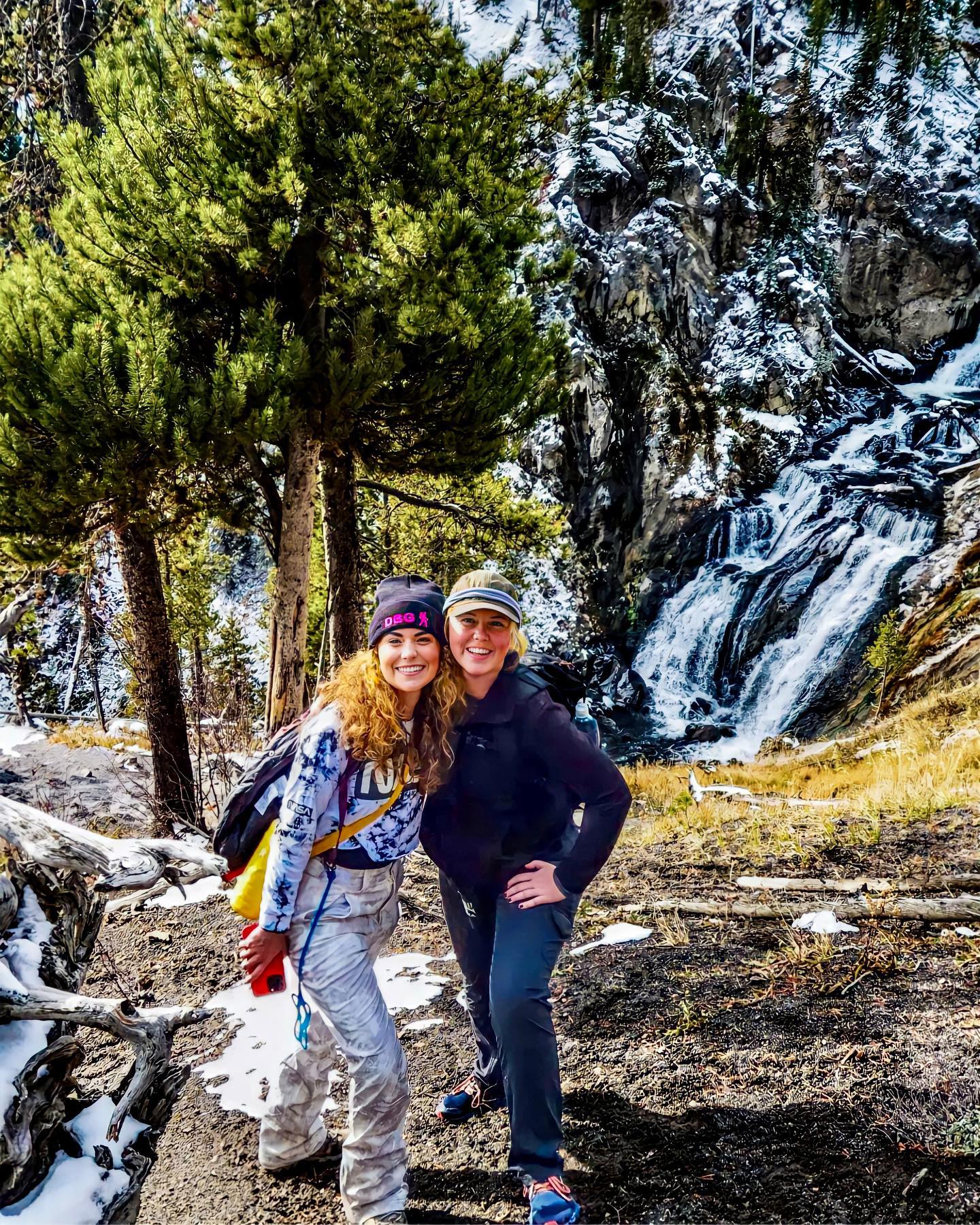 My soul sister & best friend @hiking.utah takes me to the most amazing places @yellowstonenps 🥾🐻🌲🌋💕xoxo

!Yellowstone National Park!<br> @taylor_munholland