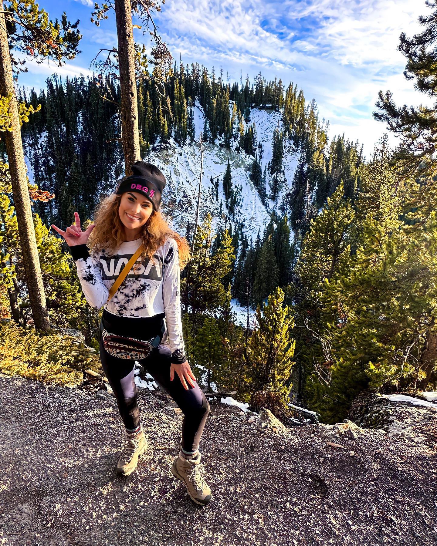 Hiking has become one of the greatest passions of life alongside my yoga practice, creating art & writing. Some would think that these passions have always been a huge part of my life but they didn’t come about until later in my life.

My childhood into teens was all dance. I began nationally competing/winning at the age of 5. My first apprenticeship to a professional dance company at the age of 15. However at 16 I suffered from my worst injury of tearing nerves in my left foot, leaving me unable to dance. I couldn’t put weight on it without agonizing pain. My dream for dance was lost.

With that lost dream it opened the doors to the discovery of yoga which created a new foundation, respect & love for my body I never had before. It also lead me in the direction of becoming Buddhist. The combination of yoga & Buddhist philosophy reawakened my spiritual journey & a new way of living-being. Along with this serious injury my art was awakened in greater heights than ever before, as a senior in high school the majority of my classes was AP Art & going to night classes at a college. I also took to aerial dance, where I could move without putting pressure on my injured foot. So with one lost dream birthed multiple new dreams.

More dreams continued awakened as in college as I studied acting, fine arts, graphic design, creative writing, musical theatre & helped in the dance department. My focus became mainly on acting where in my senior year I moved to Manhattan to pursue it. That’s when I became terribly ill. I continued to pursue acting when I moved to LA but my health wouldn’t allow it nor could I handle the toxicity of the profession. So yet another dream died.

That is when I discovered my passion for hiking. Along with my passion for writing & modeling from raw artistic self expression. Free of judgment from the acting community + finally saying a “fuck you” to societal pressures. With these new passions-dreams I became truly liberated.

This is my reminder to all that dreams may die due to uncontrollable life circumstances. It can be soul crushing & you will experience grief from the loss. But new dreams, you never would have known, will be born ❤️🤟🏼

!Yellowstone National Park!<br> @taylor_munholland