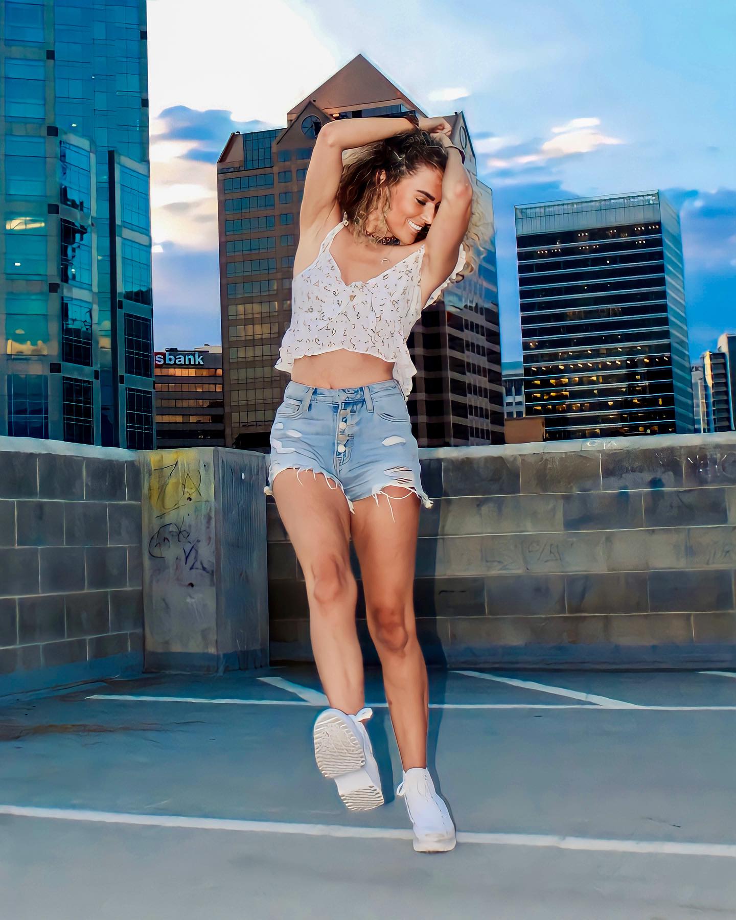 Come dance with me on rooftops as the day transforms into night & the night transforms into day ✨❤️🌞

PS make sure to get a glimpse of the last photo of this series 😂 xxx.

!Dance With Me!<br> @taylor_munholland