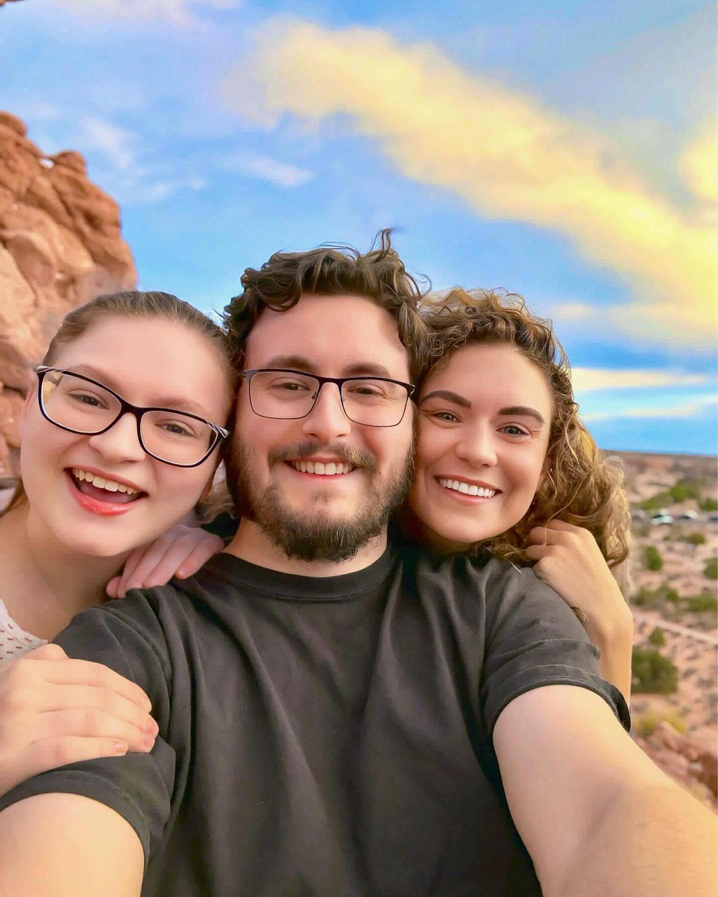 <br> @taymunholland