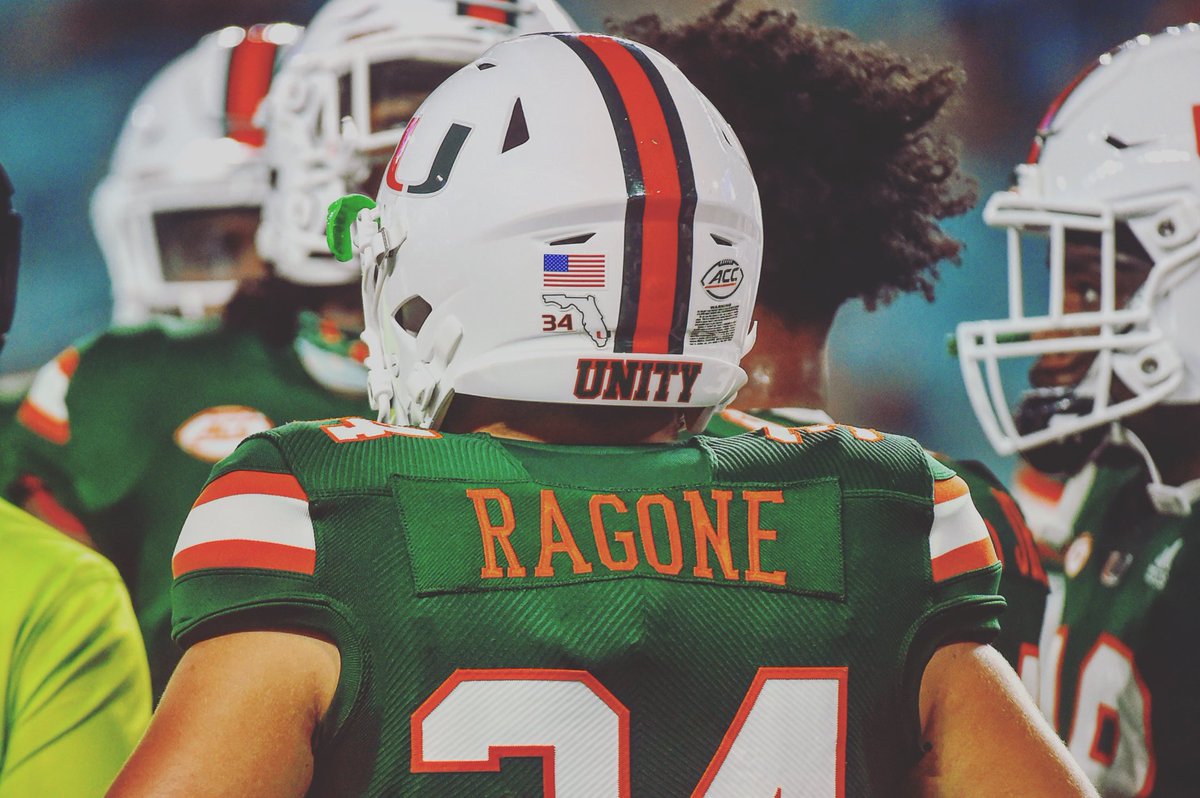 Unity. ✊✊🏻✊🏼✊🏽✊🏾✊🏿 https://t.co/aqIKFt41U9