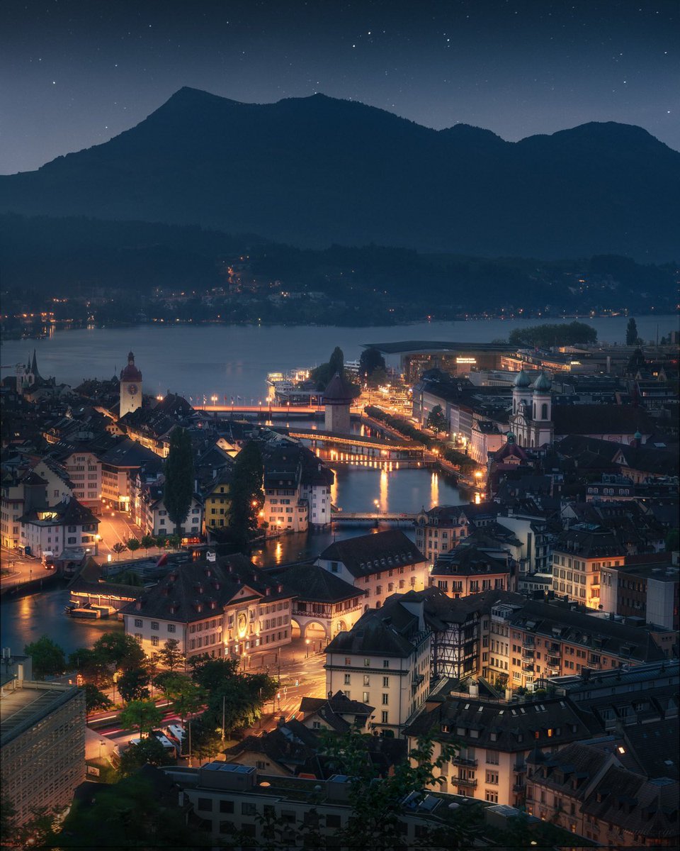 Nightfall in Lucerne, Switzerland ✨ https://t.co/8NHCQvxvA4

@mindzeye