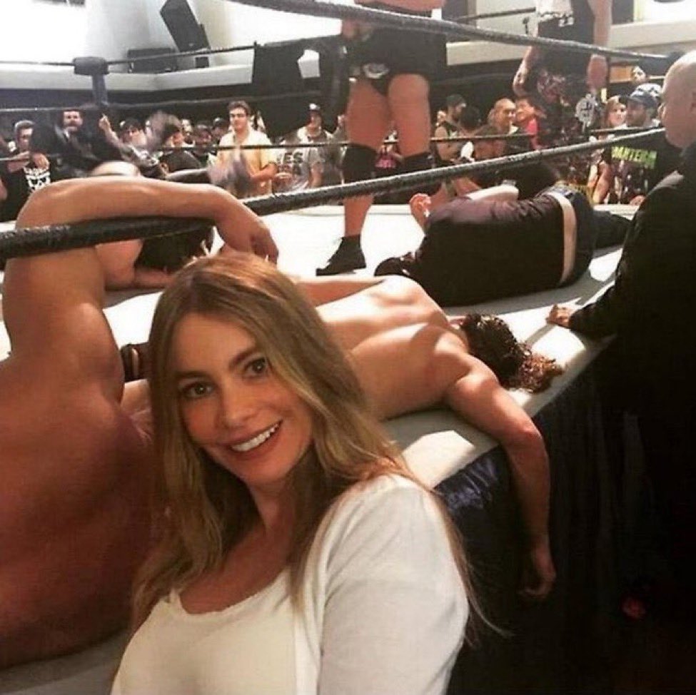 me getting negative covid tests when everyone around me is testing positive https://t.co/25inW8Zdpg

@Y2SHAF