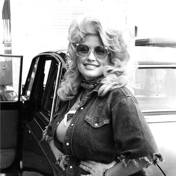 All smiles ✨ https://t.co/rNJYQDeBcH

@DollyParton