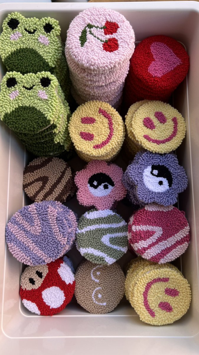 Hey look at these car coasters!! 💝 https://t.co/mlEChwEUSP

@aycanucar_