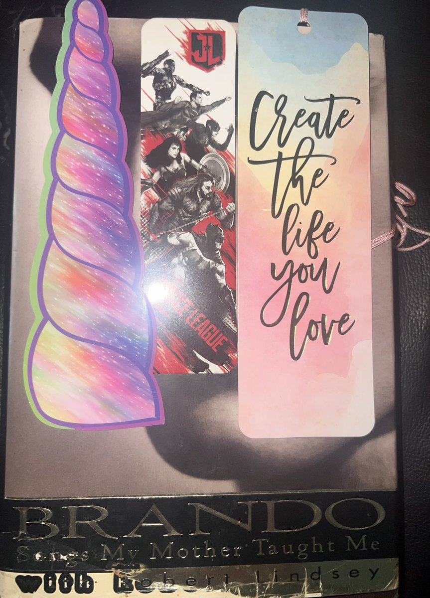 @oliviajwiIde Apparently we have the same problem cause I just went to grab this book that I've already ready like 55 times and found 3 book marks in it 😂. https://t.co/OmbJ36Qx8Q