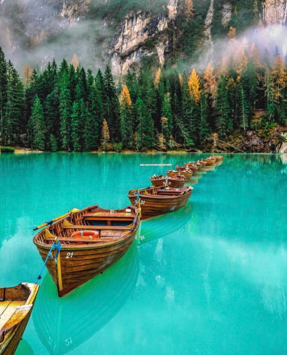 Dolomites, Italy https://t.co/8fApPwEFh7

@W0rld2022