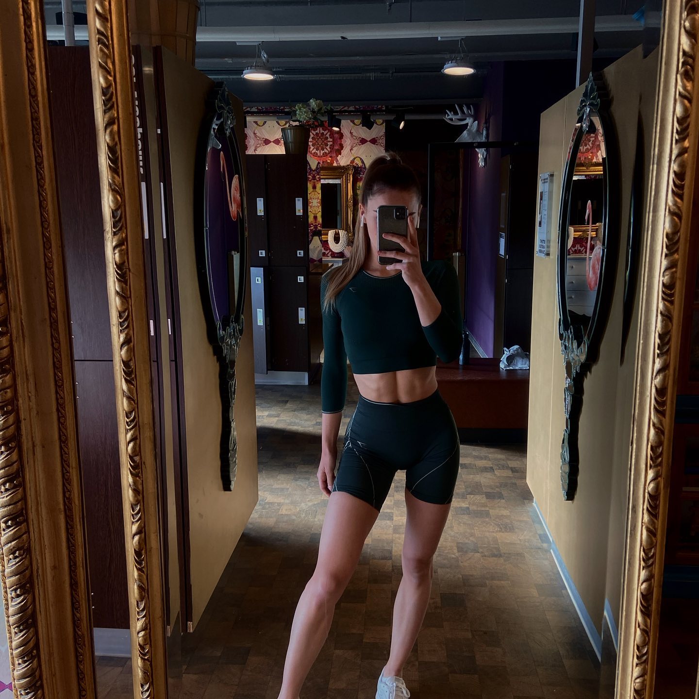 How is the view? 🌚
#hi#gym#passion#me#instafit#gymshark#gymsharkwomen#gymsharktrain#gymmotivation#motivation#motivationalquotes#gymlife#gymtime#vacation#outfitoftheday#fashion#fitness#inspiration#workout#booty
@whitneyysimmons @hannaoeberg @pamela_rf @gymshark @gymsharkwomen
!Düsseldorf, Germany!
@amelieklk