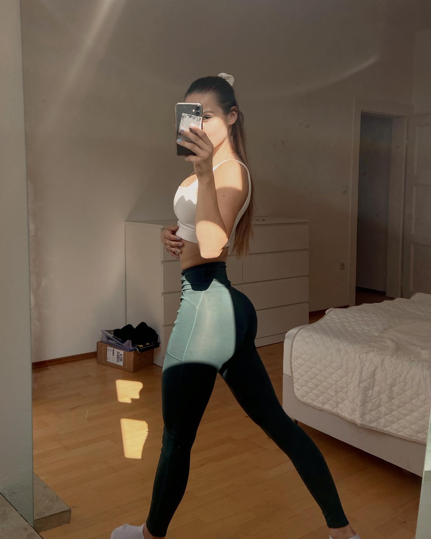 Glow 💛

#hi#gym#passion#me#instafit#gymshark#gymsharkwomen#gymsharktrain#gymmotivation#motivation#motivationalquotes#gymlife#gymtime#vacation#outfitoftheday#fashion#fitness#inspiration#workout#booty

!Düsseldorf, Germany!
  @amelieklk