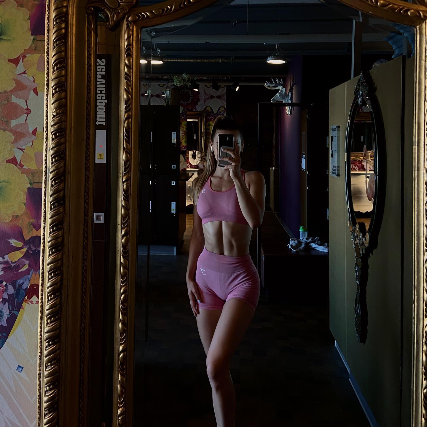 💖

#hi#gym#passion#me#instafit#gymshark#gymsharkwomen#gymsharktrain#gymmotivation#motivation#motivationalquotes#gymlife#gymtime#vacation#outfitoftheday#fashion#fitness#inspiration#workout#booty
 @fitgirls @hannaoeberg @pamela_rf @nikewomen @gymshark @gymsharkwomen @gymsharktrain
!Düsseldorf, Germany!
  @amelieklk