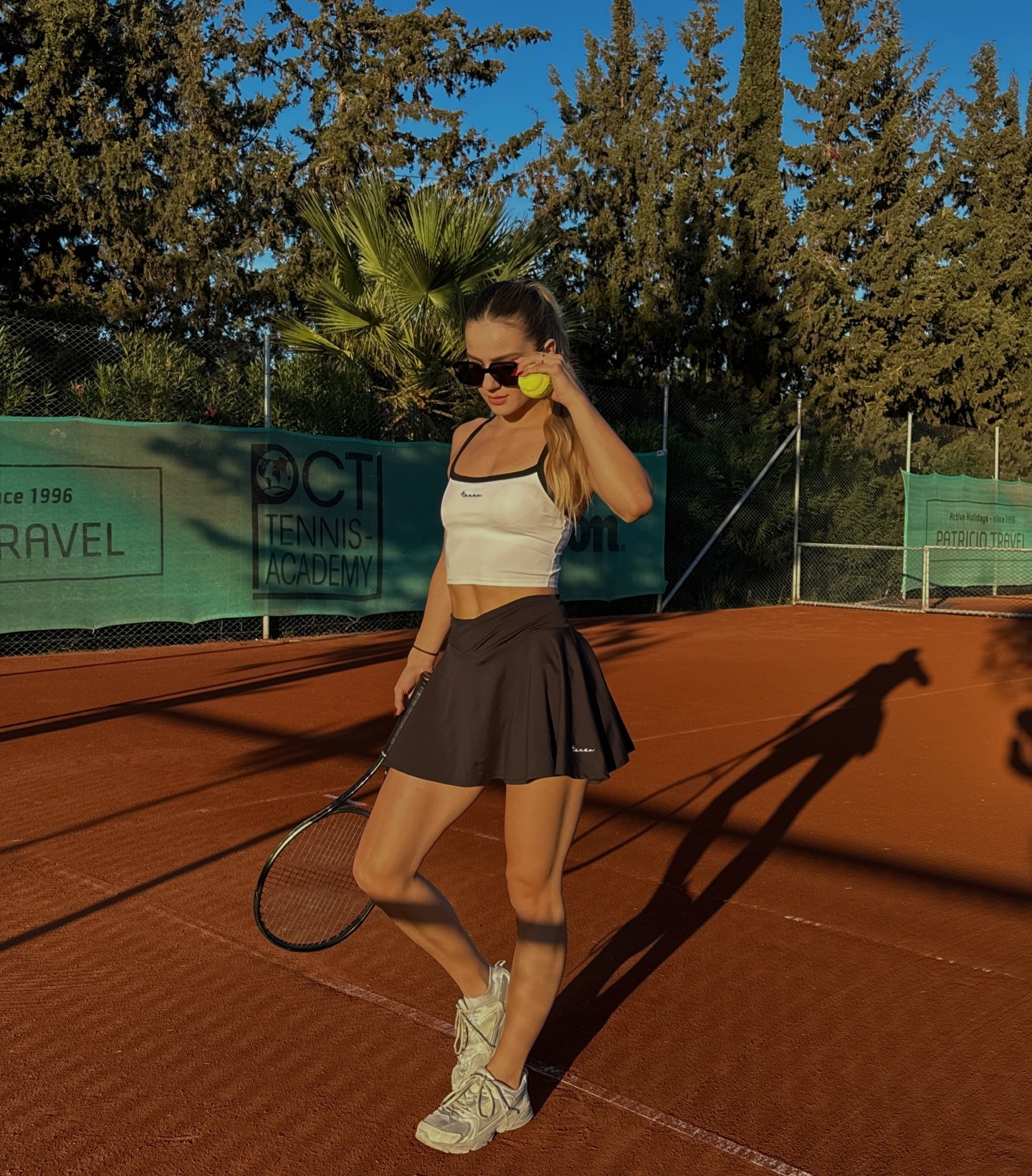 Ad / Restock Fearless Collection + launch Cami Top schwarz 🥹🖤 -10% mit „AK10“ am 03.11 ab 11 Uhr 🫶🏼
•
Es wird der letzte Restock sein - da es eine Limited Collection ist, wird sie danach nie wieder gerestocked also seid schnell 🥰 #teveo#teveocode#rabatt#gym#tennis<br> @amelieklk