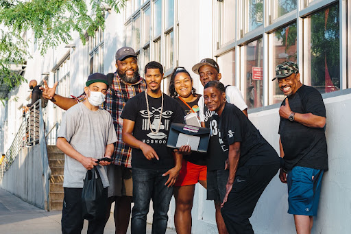 @blocks @ShawnCarterSF An update!

At tonight's graduation class, @sc and I offered each student a grant of $1,000 in bitcoin. Students can save, spend, or send their bitcoin however they choose to keep investing in themselves.

Will continue updating this thread as time goes on... https://t.co/xkzQc6sVux