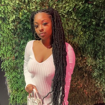 #NewProfilePic 🤍 https://t.co/mNppXXpn65

@_toi_story