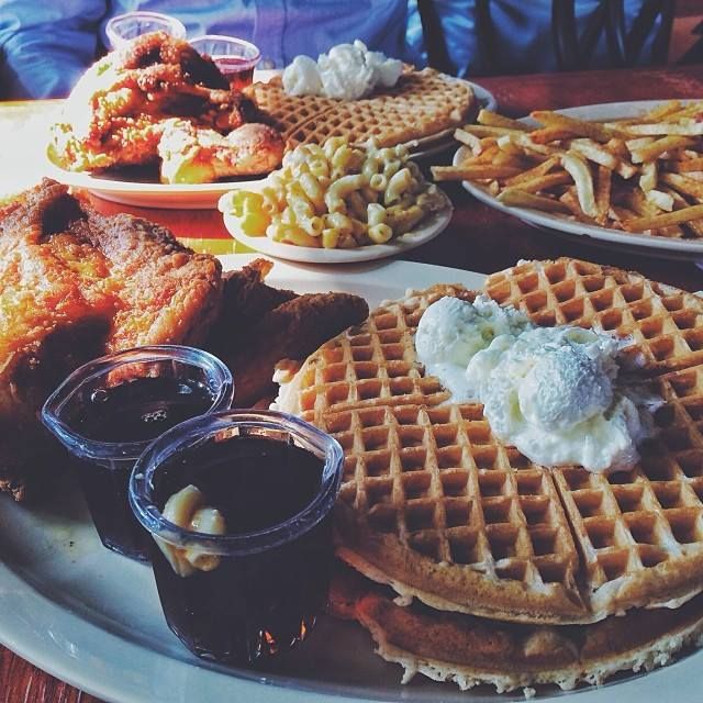 Rise and shine. http://fb.me/2KhfuL3xY https://t.co/W9xqnv5RLR http://fb.me/2SOyJmnay http://t.co/Lf2USAI8BY