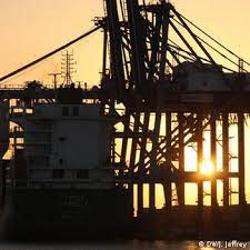 After Sudan, Niger, it is Ethiopia's turn to declare a state of emergency.
The port of Djibuti is a key issue to control the Suez Canal. 
Could it be the cause of this chaos? Is a new section of Western colonialism about to collaps? 

Credit: DW https://t.co/3npiqJk9Sg

@SGHuman_Consort