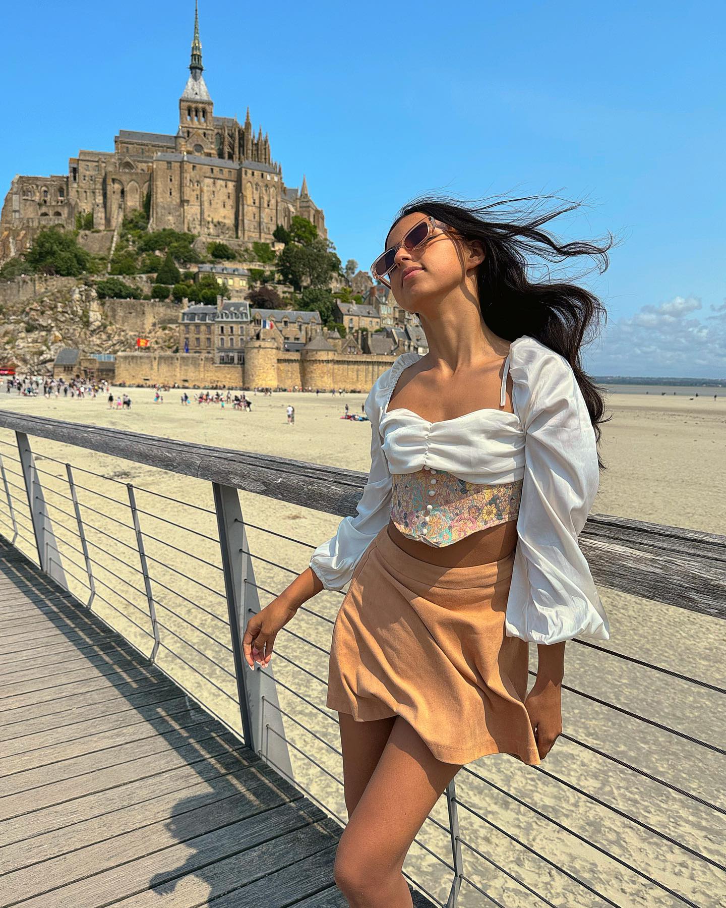 🥴

!Le Mont Saint Michel, Normandy, France!<br> @sunflowersofi_1