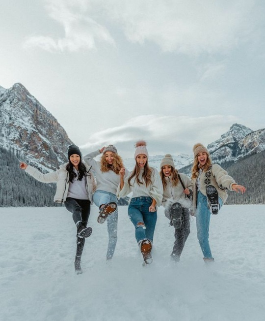 Friday 💞☃️💋
@caro1205 @5555Aris @Amy89002 @anna_lenyS @Dark_Mind05 @AnnikaRose0 @FlirtyCanuck @KissMeAgain99 @ViktoriaGabor38 @BSoftaofta @DolceRagazza26 @Emmie79920336 @vl2xr https://t.co/mUQT6v725Y

@74_sommer