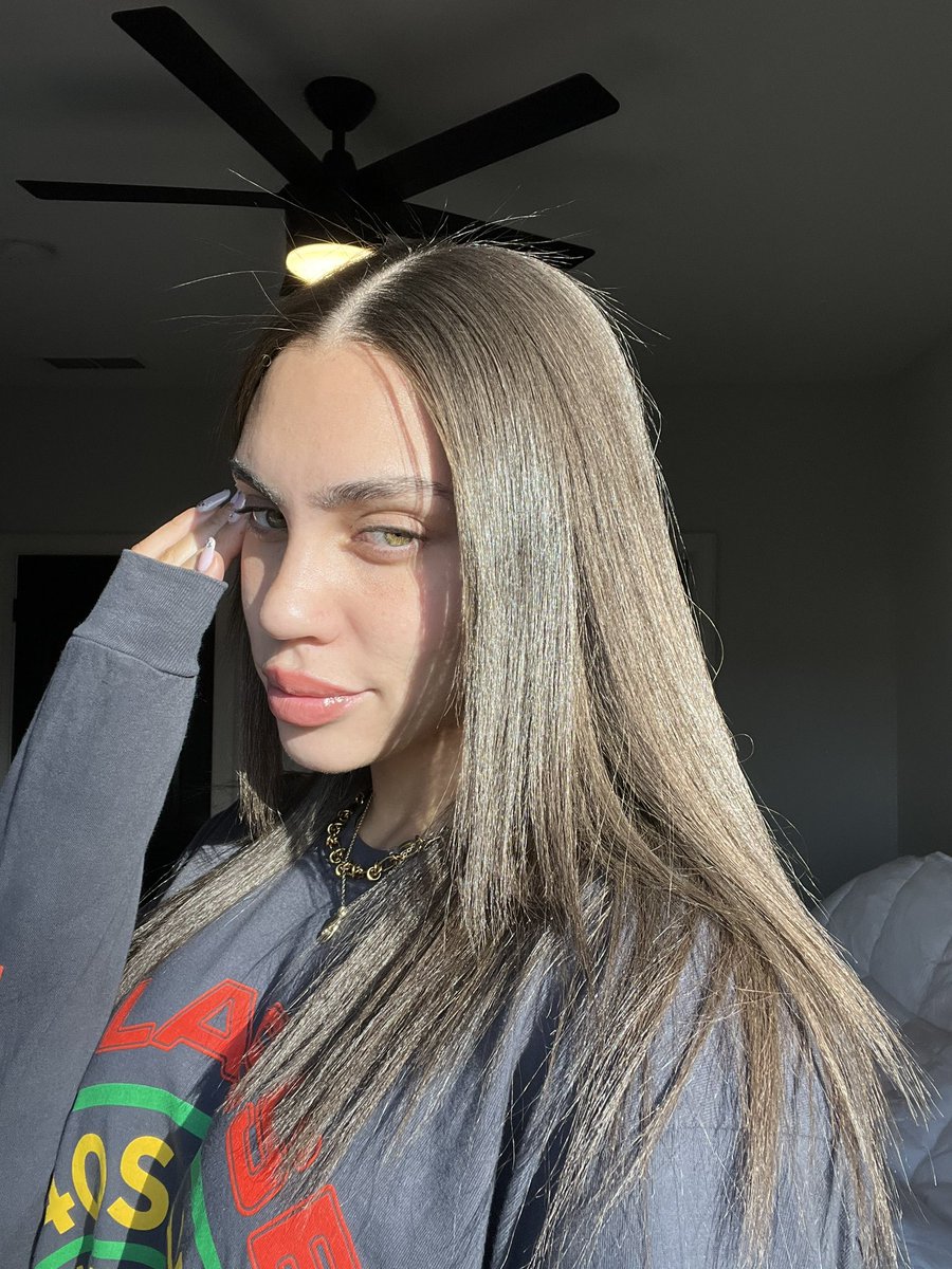 💌 https://t.co/pJJs962aJl

@MVKDRE