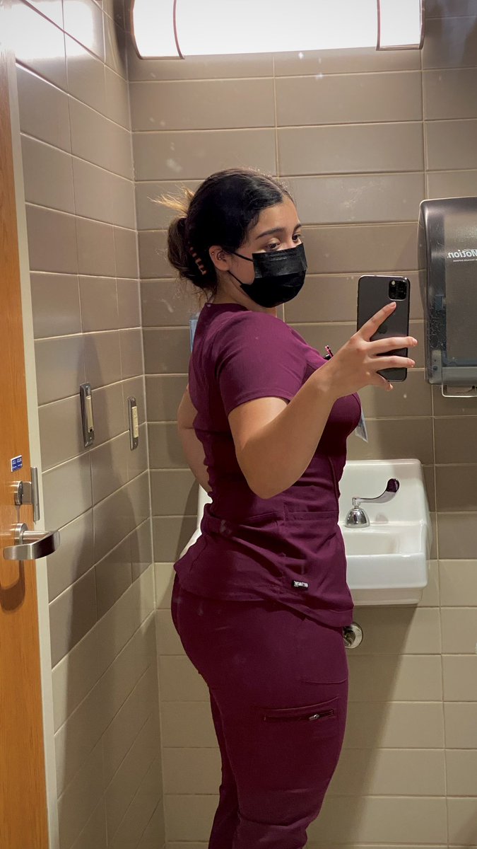 3a.m. pic🌚 https://t.co/KuvtHkxIzk

@_emilyyy23