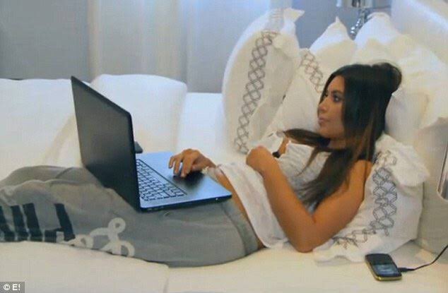 Me in bed looking for more stuff to buy https://t.co/9BUCzXdaSa

@pyschodior