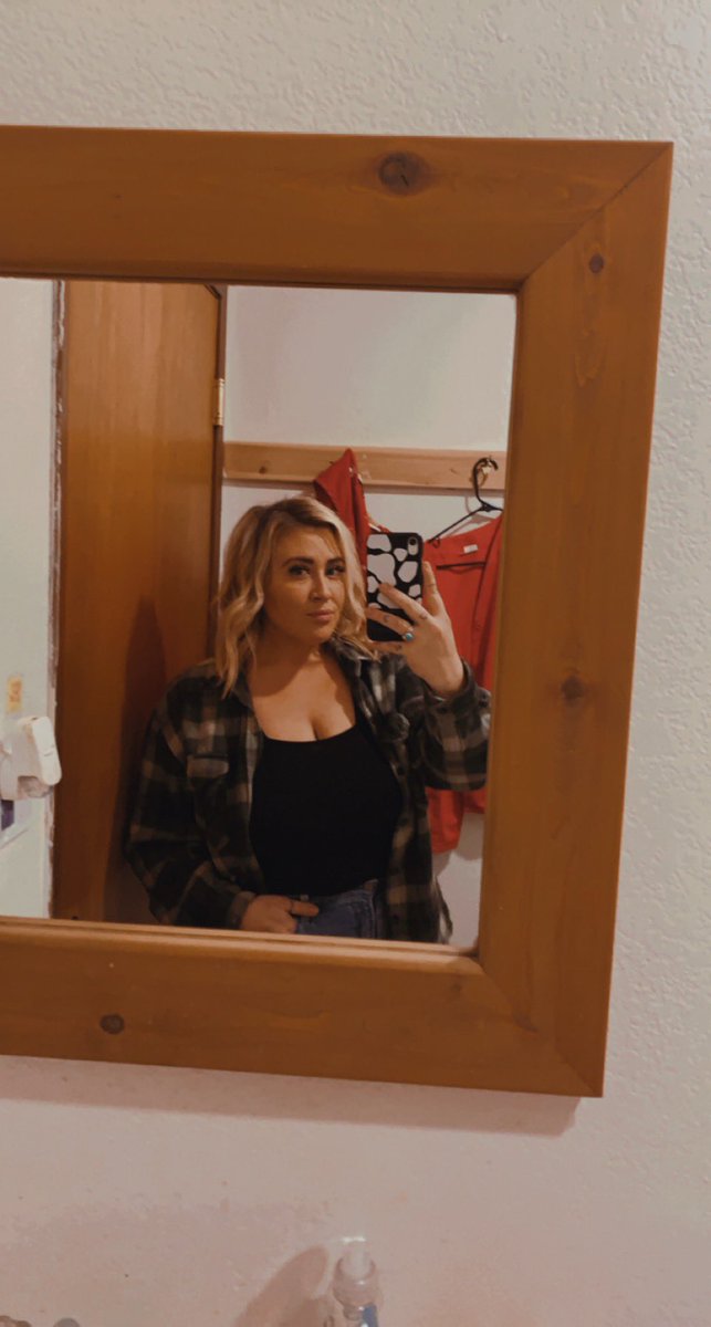 Heyo babyo https://t.co/7zvNSpRfna

@tealannxo