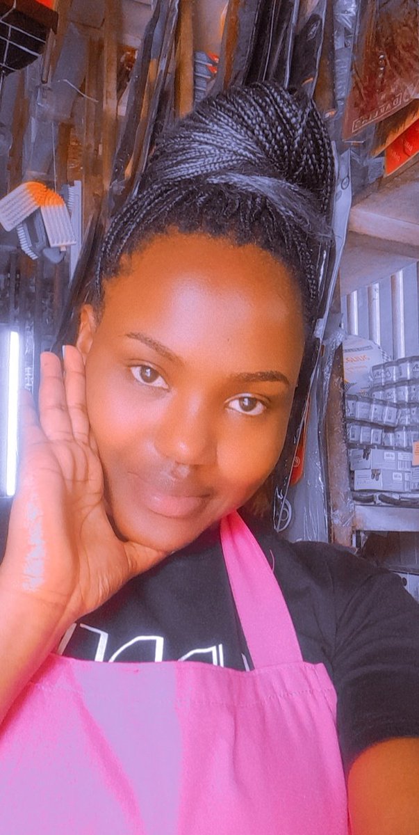 Let's follow this humble soul 🤗
#ForeverYoung 🤣🤣 https://t.co/JFEp4VEYWi

@KakyaraP