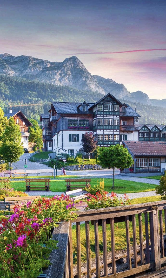 Good Morning 
Have a Beautiful Day 

(Switzerland,📷Pinterest) https://t.co/01txyi37gc

@helena_mar19