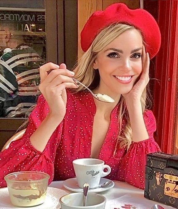 Morning 👠 https://t.co/NLWDm4QZEB

@ModeBeaute_