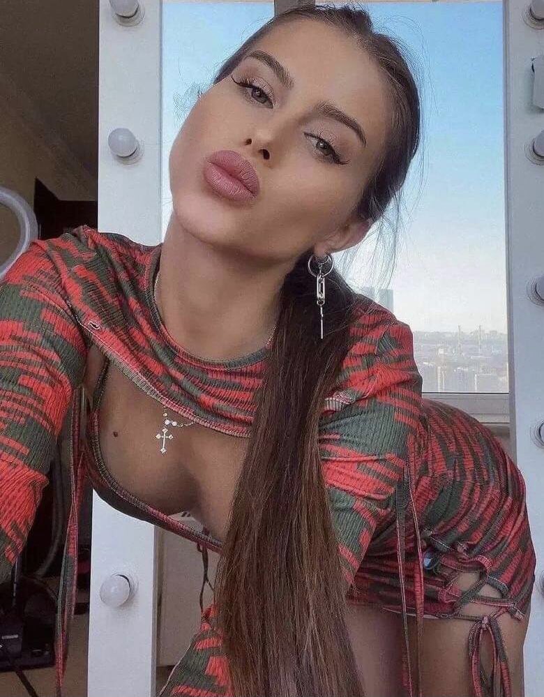 A kiss 💋 for you 😉😘
I love you ❤️ https://t.co/vL5HyhUmEf

@honeybabes001