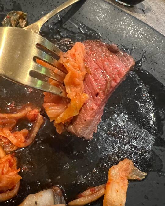 Elk meat and Kimchi. One of my favorite ways to eat it. 😍
  @joerogan