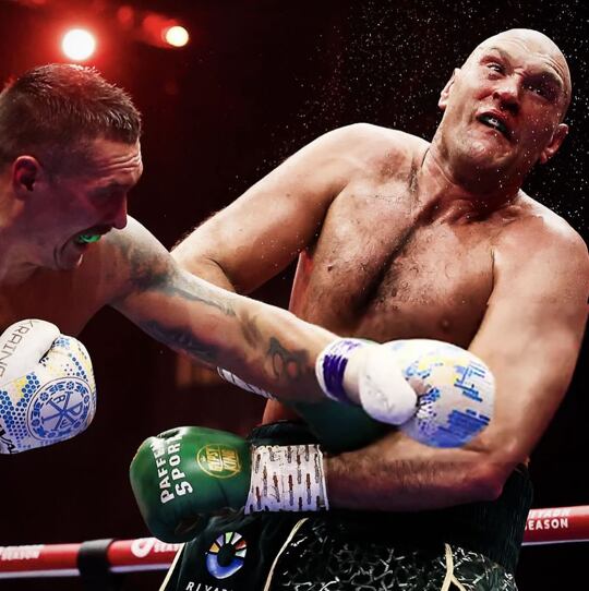 What a fight! Congratulations to @usykaa for winning the Undisputed Heavyweight Championship of the world! And huge props to @tysonfury for not just surviving the 9th round but coming back strong. No one recovers from being rocked like Fury. He’s truly got the heart of a champion. I can’t wait for the rematch! @joerogan