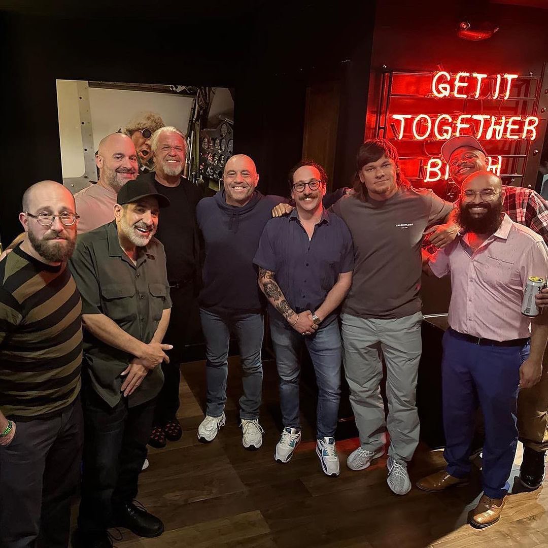 These last 3 months at the @comedymothership have been a blur of amazing fun times. It’s nights like this where I almost can’t believe it’s real.
Repost: @comedymothership
@comedymothership What a wild night

📸: @zpixbyjoe<br> @joerogan