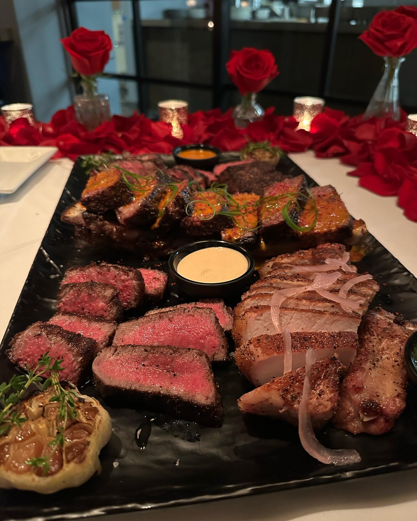 One of the best meals I’ve ever had in my life at @triswoodlands, courtesy of @chefaustinsimmons.
The steak was sensational. The oysters were sublime. The service was amazing. Can’t recommend it enough. If you’re in Houston, this place is the bomb diggity. Don’t miss out.<br> @joerogan