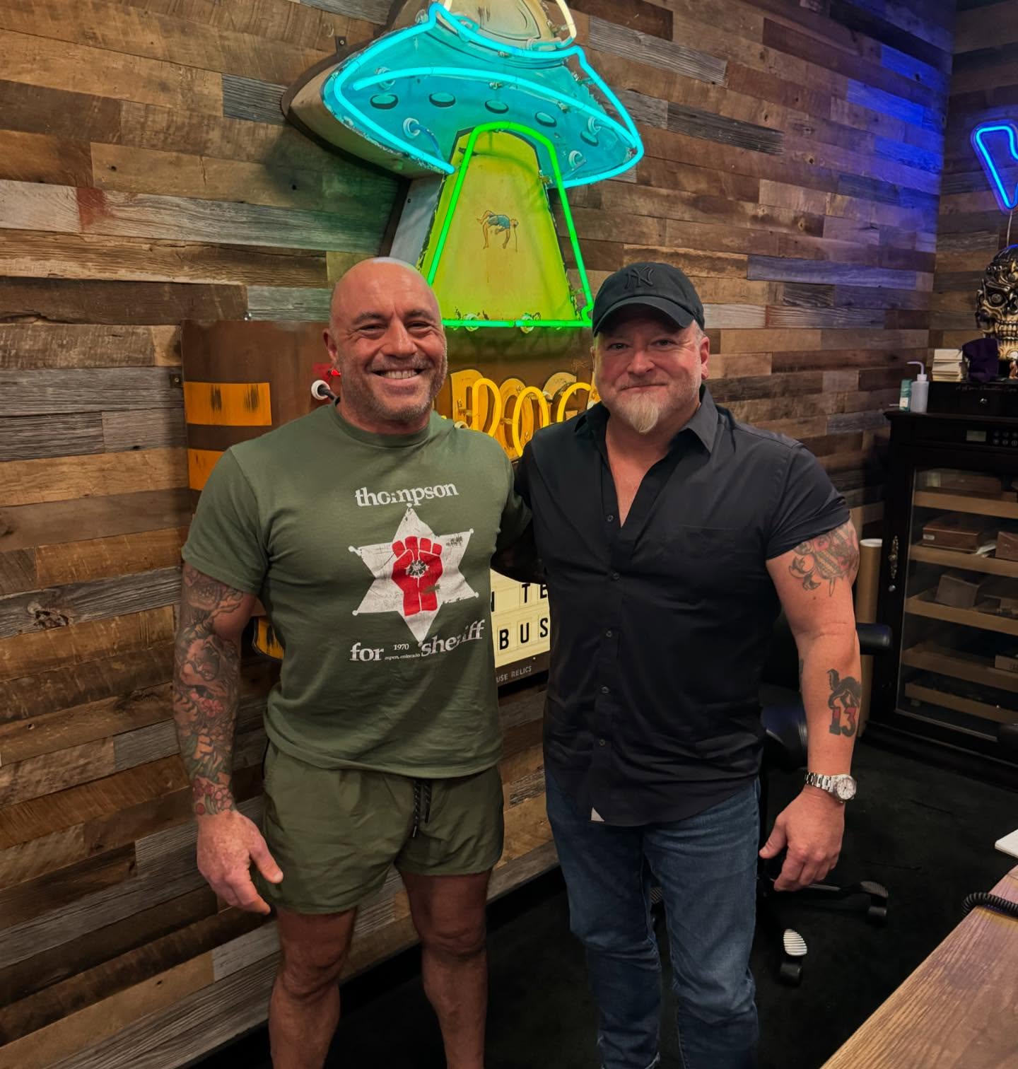 WE ARE NOT ALONE.
@lueelizondo the former head of the Pentagon’s Advanced Aerospace Threat Identification Program spills the beans.
Available now on @spotify and @youtube<br> @joerogan