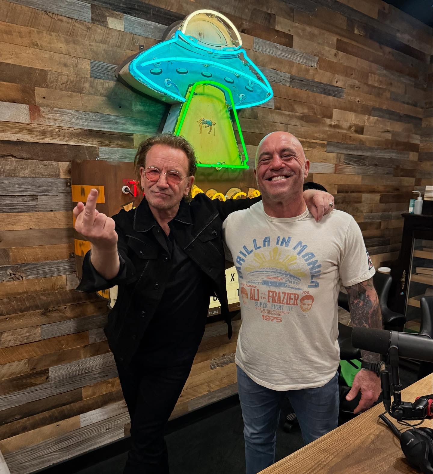 I had a great time talking to Bono and @marshallmaerogan got a cuddle session with his favorite rock star.
Episode available now on @spotify and everywhere else.<br> @joerogan