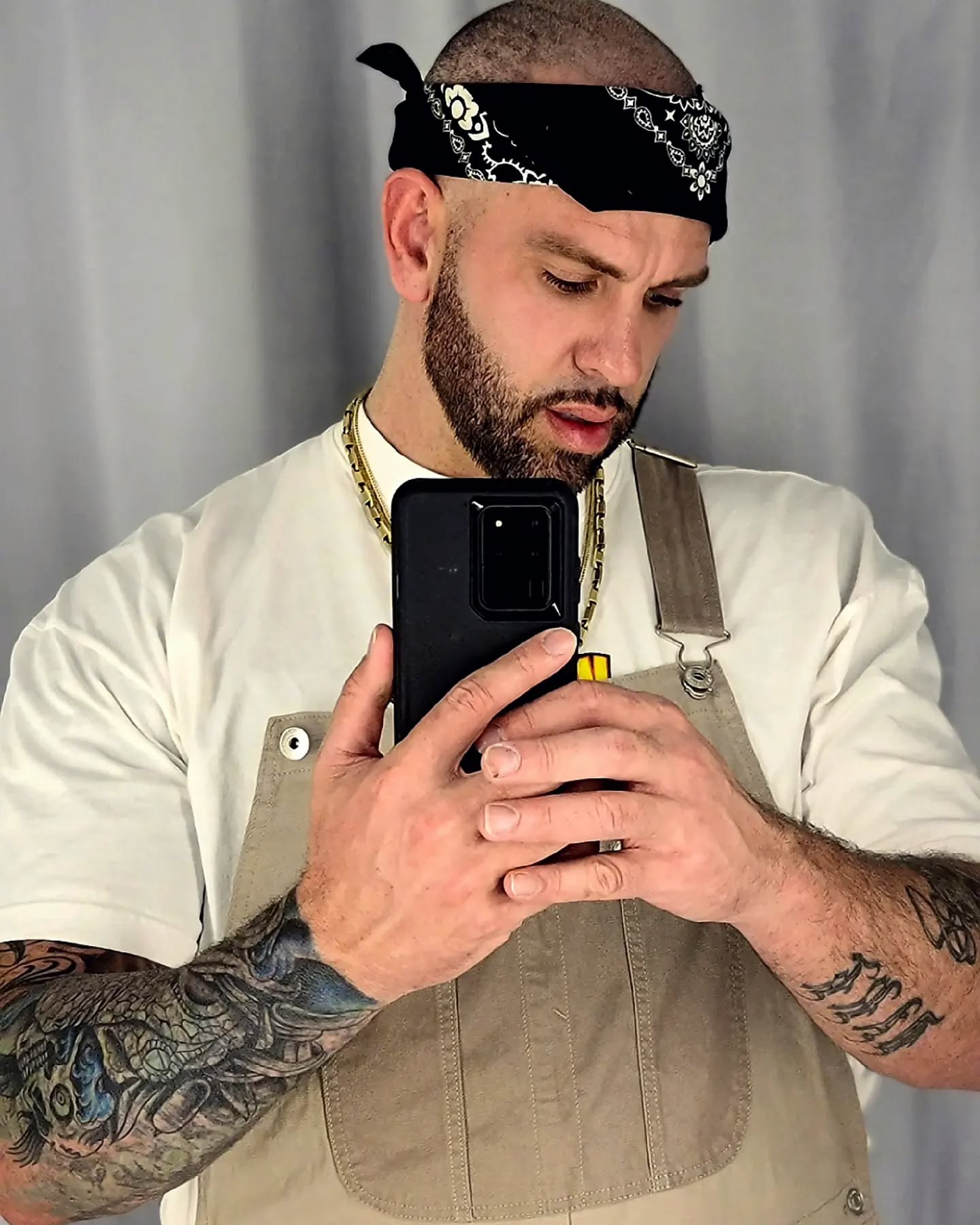 PMX....AnStay The Giant....TuPat Shakur

Best caption wins a bj.
  @patstay_902