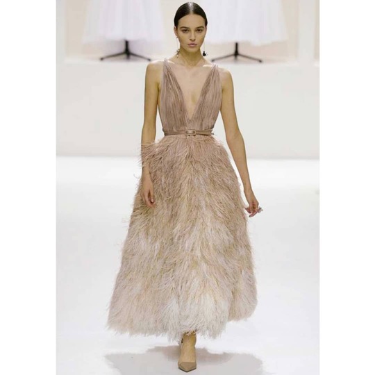 Dior couture never fails to amaze me.. thank you for having me and for always giving me such a bomb look💕😘 @emm_arruda