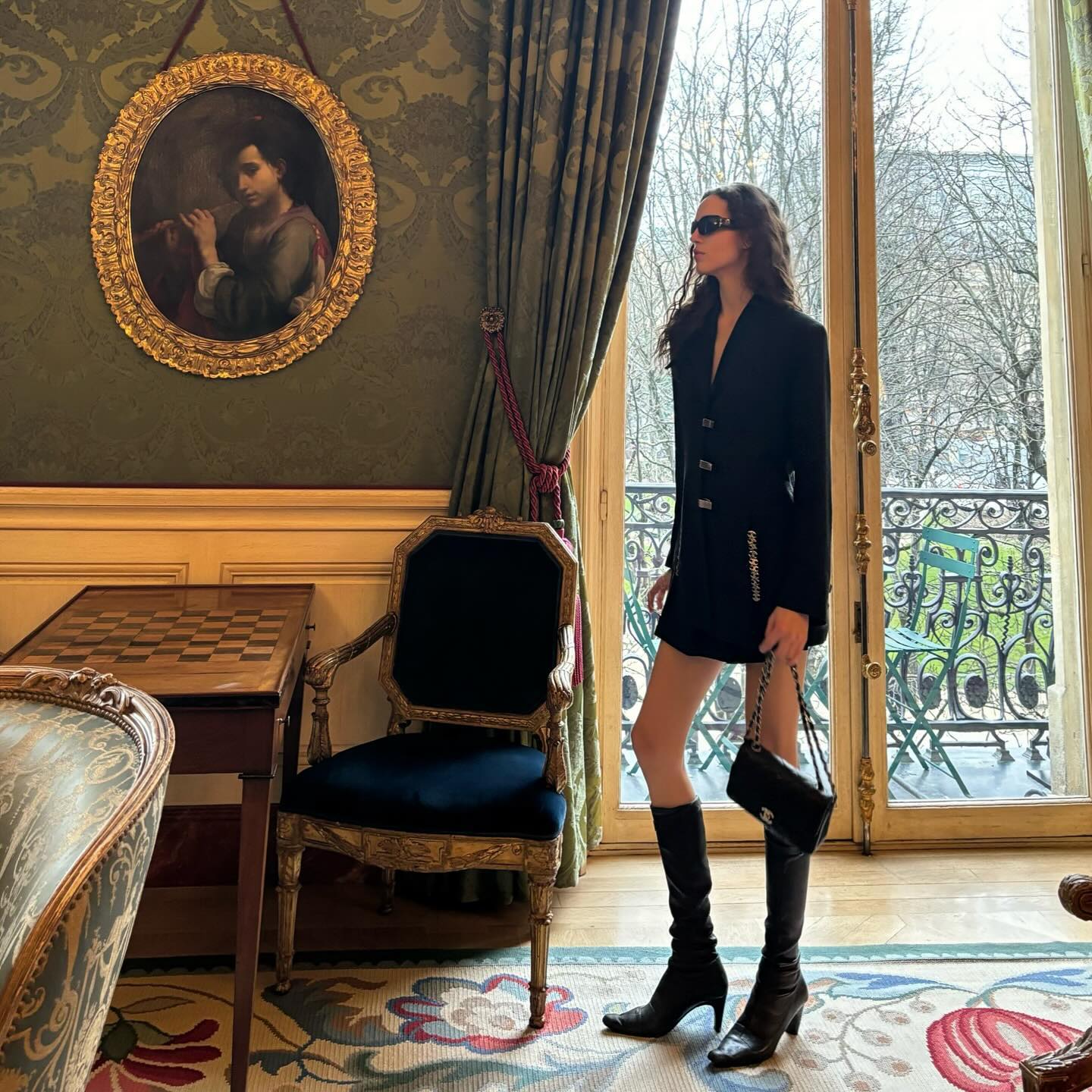 lunch break 🦪 🍾 🧈

!Paris, France!<br> @emm_arruda