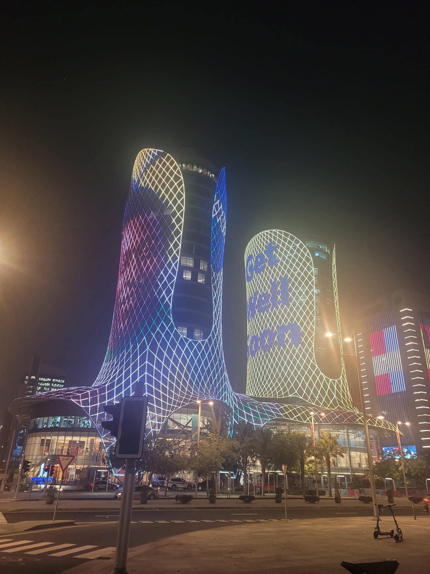 Amigos,
 eu estou no hospital fazendo minha visita mensal. É sempre bom receber 
mensagens positivas como essa. Obrigado ao Catar por essa homenagem, e a
 todos que me enviam boas energias! 

-

Friends, I am at the hospital making my monthly visit. It's always nice 
to receive positive messages like this. Thanks to Qatar for this 
tribute, and to everyone who sends me good vibes! 
 See less
Amigos, eu estou no hospital fazendo minha visita mensal. É sempre bom 
receber mensagens positivas como essa. Obrigado ao Catar por essa 
homenagem, e a todos que me enviam boas energias! 

-

Friends, I am at the hospital making my monthly visit. It's always nice 
to receive positive messages like this. Thanks to Qatar for this 
tribute, and to everyone who sends me good vibes! 
 See less  @Pele