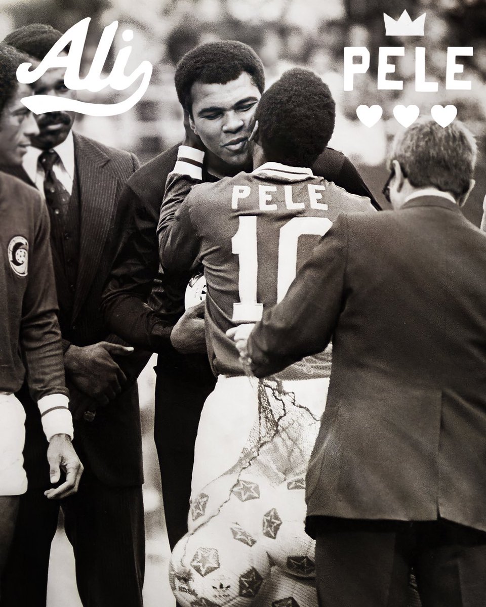 I'm so happy to partner with @rootsoffight on my new apparel collection &amp; join my friend Muhammad Ali.

I shared a special bond with Muhammad over the years. &ldquo;We are the greatest!&rdquo; he once told me. Makes me smile thinking about it.

#KnowYourRoots
https://rootsof.co/pele https://t.co/ns25V1ynZo