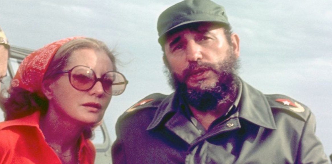 Barbara Walters talks about her meetings with Fidel Castro over the years: http://abcn.ws/2grlLcr https://t.co/vYowE2RQqa

@ABC