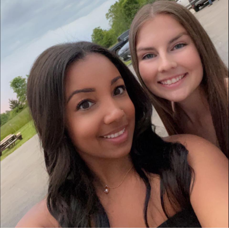 
— with Chelsie Nicolee.  @jcrumb2